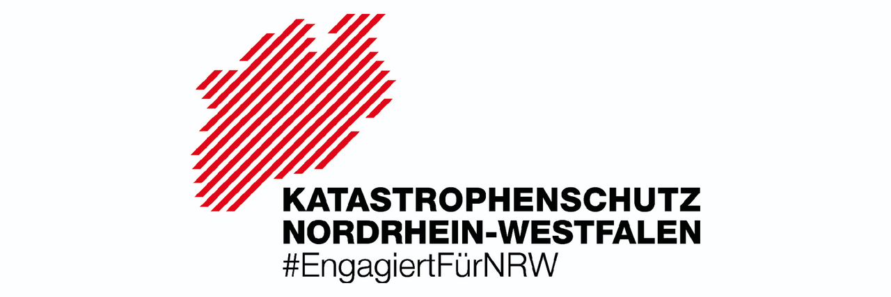 Schraffierte Karte von NRW mit dem Text "Katastrophenschutz Nordrhein-Westfalen - Engagiert für NRW"